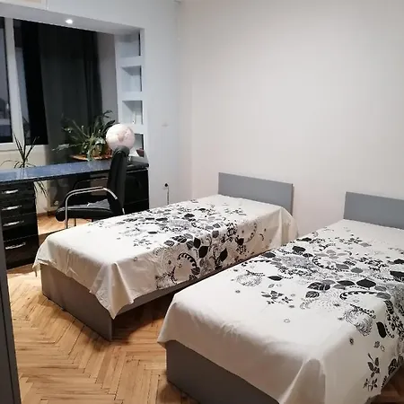 апартамент в най-хубавия квартал на Apartamento *