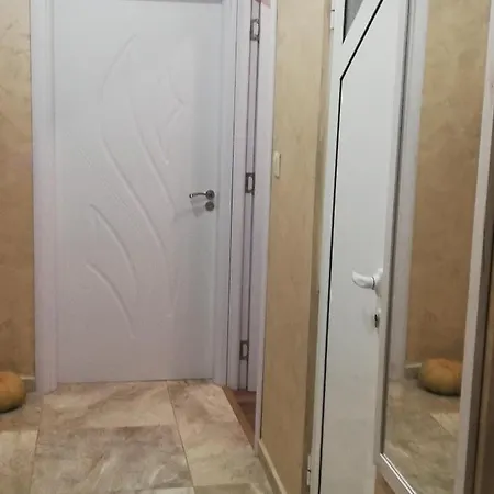 апартамент в най-хубавия квартал на Apartment Warna