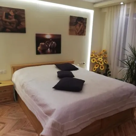Apartment апартамент в най-хубавия квартал на Warna
